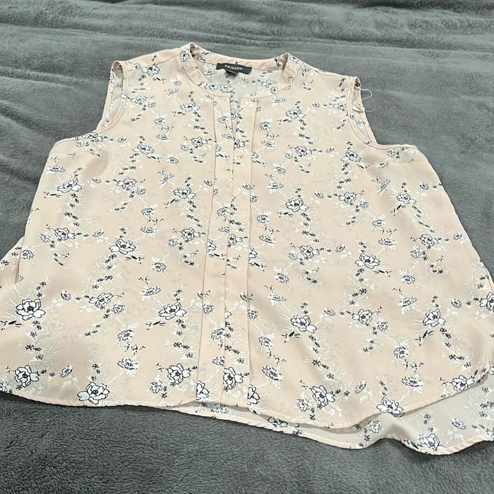 Primark size 14 V-neck dressing, material flowered pink tank top